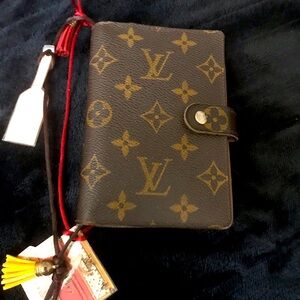 Louis Vuitton PM Agenda